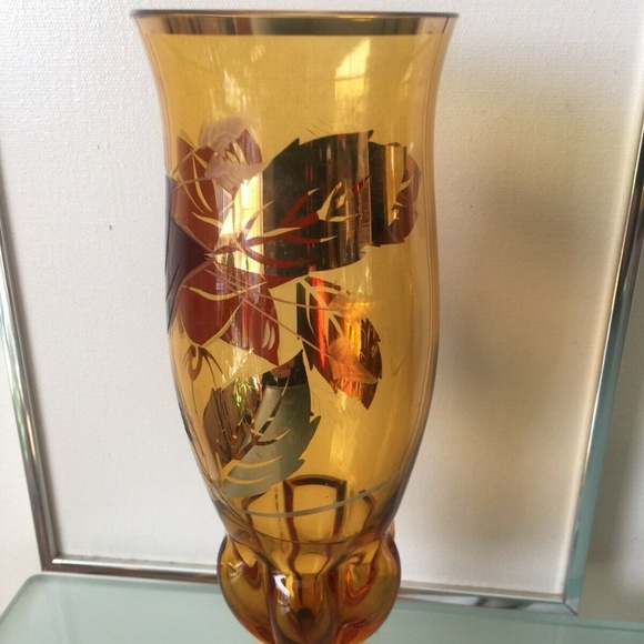 Hand Blown amber color with ruby/gold vase - Picture 3 of 8